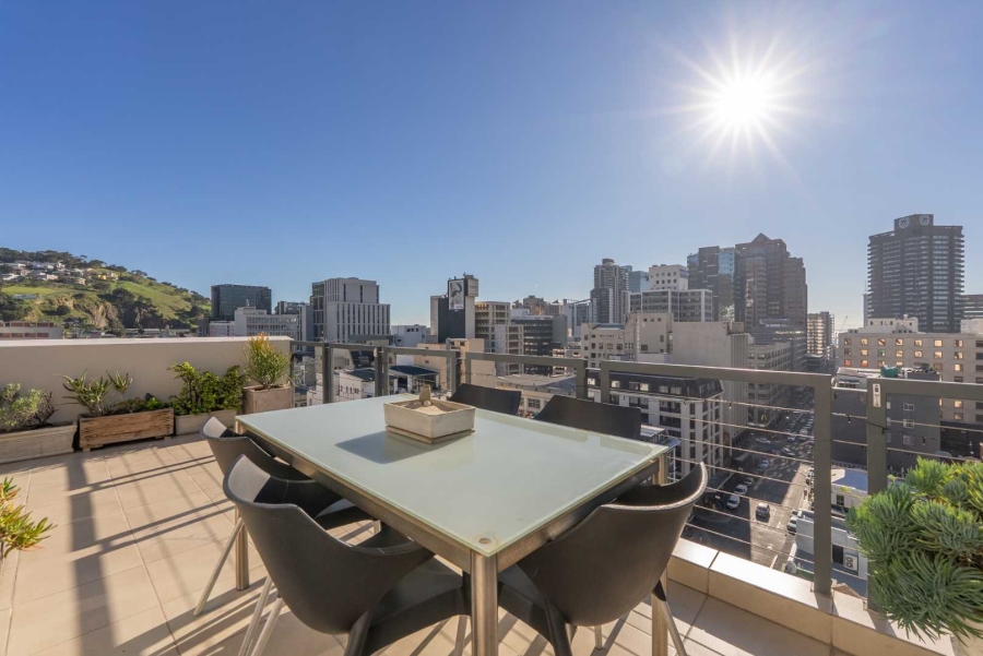 2 Bedroom Property for Sale in Cape Town City Centre Western Cape